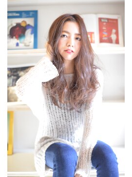 マイティ バイ エイチ(mighty by H) mighty ☆センターパートロングパーマ２０１４☆☆