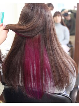 ヘアスタジオ クー(Hair Studio XYY) インナーカラー