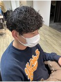 刈り上げセンターパートリバースセンターパートニュアンスパーマ