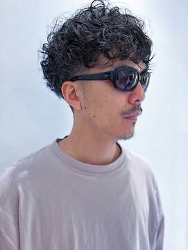 ツムグイロ メンズマッシュパーマ