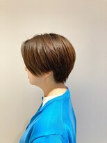 六本木美容室 ヒロオ(HIROO) 大人ショート　白髪ぼかし