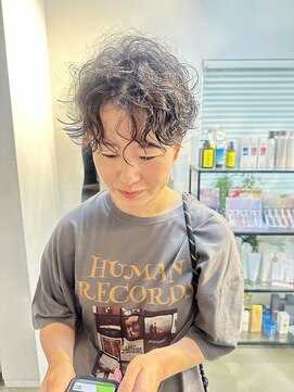 ルーヘア 岐阜(Rooo HAIR) クロップドカールショートに