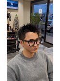 スパイキーショート