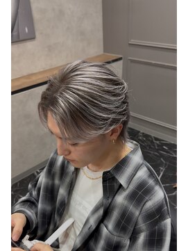 ラピス 大阪心斎橋店(Lapis) シルバーバレイヤージュ/海外ヘア/ハイトーン/ブリーチ/シルバー