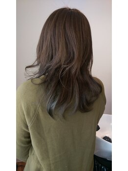 ヘアーズハニー(hair's Honey)の写真/【２０代～４０代にオススメ♪】髪のお悩みはhair's Honey にお任せ!!ドライカットで再現性&おさまり◎