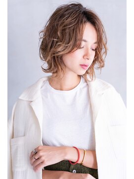 シエナ 渋谷(Siena) siena プラチナベージュ