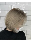パールベージュ
