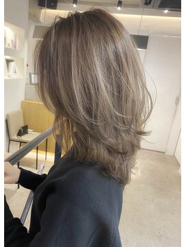 ウェイズ トウキョウ(Ways TOKYO) 程よいくすみ感"フェードベージュ"【シークレットハイライト】