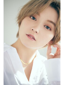 ローラント(Laurent) センターパートショート(おススメ) 宇井辰吾