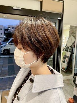 クレア(CREA) 丸みショート