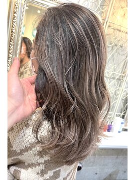 スナッグルサロン(SNUGGLE SALON) バレイヤージュ/ハイライト/ブリーチ/ダブルカラー/板橋/練馬