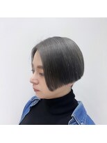 ジーナ サンシャイン通り池袋(Zina)&nbsp;ミニボブ×ハイトーンシルバー【Zina チカ】