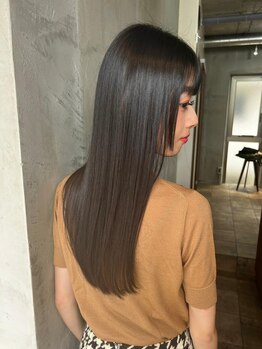 シアー 大阪梅田(SHEER.)の写真/丁寧なカウンセリングでお悩みを解決に導く☆あなたのクセや広がりを見極め、憧れのうる艶ストレートに♪