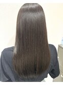 オリーブベージュ