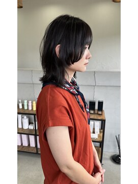 ヴィヴェンテ(VIVENTE.) ミディアム モードウルフ