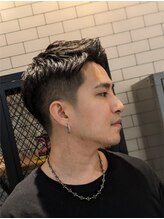 ブラッドバーバー(B-RAD BARBER) 直毛の方にオススメ!カジュアルアイロンパーマメンズカット