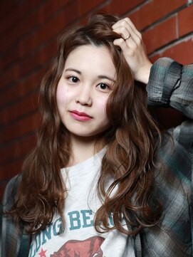 エリマ 横浜西口(elima) 外国人のような透明感が人気のミルクティーカラー