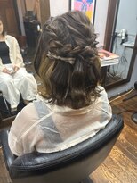 イロ(iro) あみこみハーフアップ