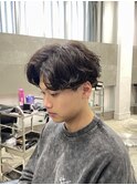 【梅田】ゆるめアップバング無造作フェザーパーマ
