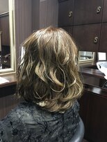 髪の美院 シャルマン ビューティー クリニック(Charmant Beauty Clinic)&nbsp;ゴールドアッシュ
