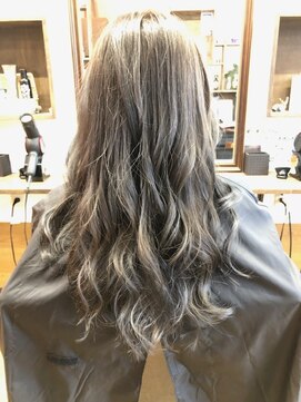 ヘア プロデュース アイモ(Hair Produce Aimo) ブリーチなしでキレイなグラデーションデザインカラー☆