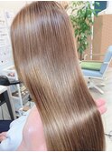 縮毛矯正でナチュラル艶髪ストレート
