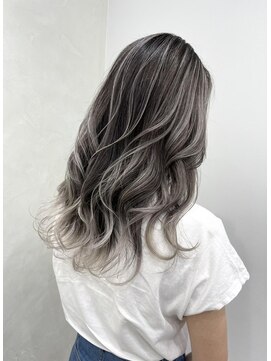 ジゼル(gisele) (稲毛)シルバーグレーオンブレ