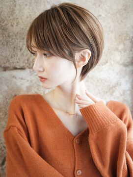 カライング(ing) 大人可愛い20代30代40代黒髪前下がりショートボブ丸みショート◎