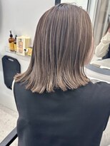 ヒビヲ(HIBIO)&nbsp;ナチュラルボブショートミニボブダブルカラーハイライトブリーチ