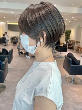 アンド ストーリーズ(&STORIES) 斜めバング/ニュアンスカラー/絶壁解消30代/40代【橋本】