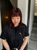 テテ ニコ(tete nico)&nbsp;【大前晴奈】レイヤーカット×ブリーチなしのルビーカラー