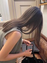 ロマリア(Lomalia) 【Lomalia表参道】グレーベージュシアーカラー