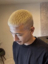 イージーライフ カットクラブ(EASY LIFE CUT CLUB)&nbsp;金髪クロップスタイル