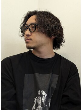 リレーションメンズヘアー(RELATION MEN'S HAIR) スパイラルパーマダークアッシュニュアンスパーマベリーショート