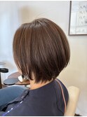 ショートボブ