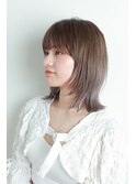 ミディアム前髪あり顔周りレイヤーブリーチハイライトグレージュ