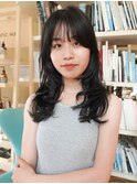セミロングレイヤーカット