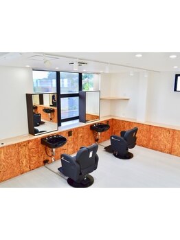 【平日10時～20時迄営業】仕事帰りに寄れるから忙しい方にも◎[メンズカット/メンズパーマ/イケオジカット]