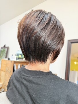 ステム トウキョウ(stem TOKYO) 後頭部ふんわり美シルエットショート