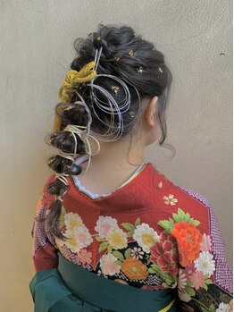 サンバイエム(#3/M)の写真/あなたらしさを大切に。#3/Mの着付けで、個性が光る成人式に。特別な瞬間を美しく彩ります－＊