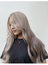 リンドヘアー(Lindo hair)&nbsp;ホワイトカラー&ピンクグラデーション