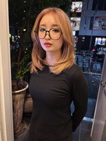 ラパンセヴェール(LA PENSEE VERT)&nbsp;レイヤーカット、ブランドヘア、顔まわりカット