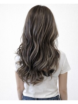 ウル(ulu) ハイライト　白髪ボカシ　名東区　美容室