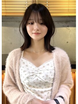 ヌイ 横浜(nui) ミディアムボブ_顔まわり_くびれレイヤー