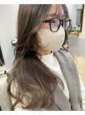 オリーブベージュ×韓国レイヤーカット