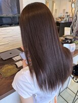 フォープレイス(FOUR PLACE)&nbsp;大人女性のお手入れ簡単ナチュラル艶髪ロング