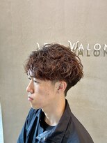 ジールサロン 学園の森店(ZEALSALON)&nbsp;波巻きセンターパート/無造作パーマ/ブリーチ無しカラー