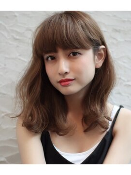グランツヘアデザイン 四谷(GRANZ hair design) 厚めバング×無造作カール