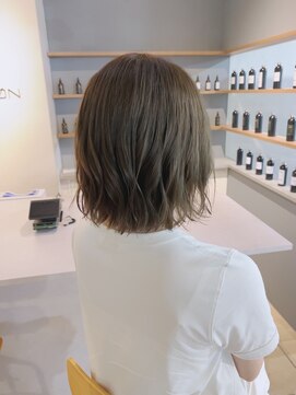 フランチェスカドット(francesca.) オリーブアッシュ×ゆったり巻き【竹中慎治】梅田