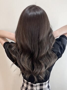 ニルバ(niLva) 透明感 艶感 ノーブルブラウン 大人ナチュラル